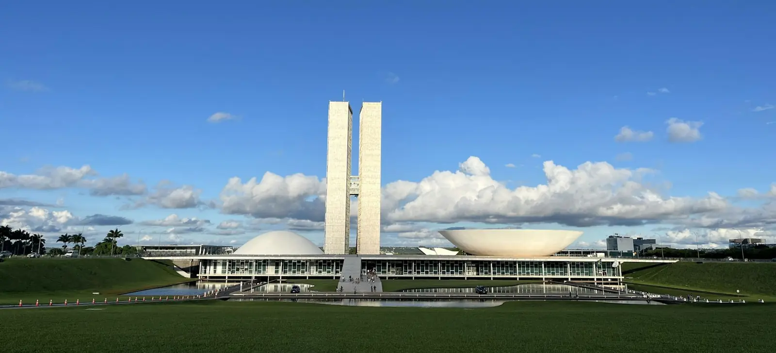 Congresso Nacional, em Brasília, sob céu azul